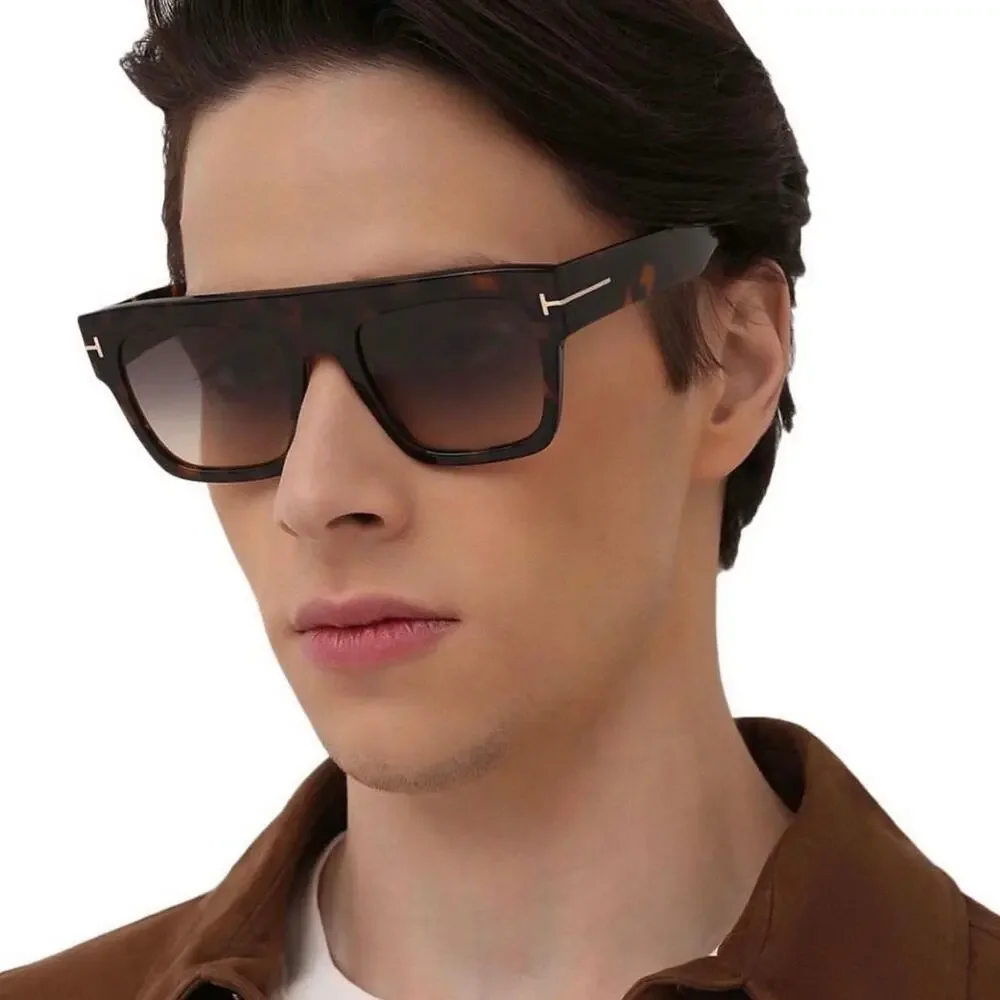 New,  TOM FORD Renee Sunglasses TF847 52B Authentic - Picture 13 of 15